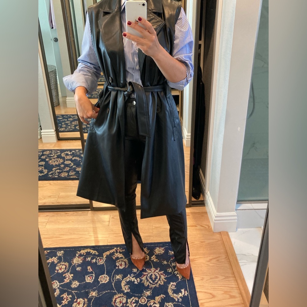 Gorgeous Trench coat!!!